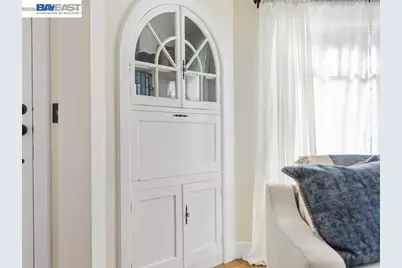 321 Central Ave, Alameda, CA 94501 - Photo 14