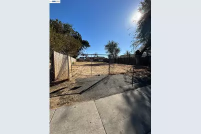 64 Bella Monte Ave, Bay Point, CA 94565 - Photo 4