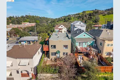 822 A St, Crockett, CA 94525 - Photo 48