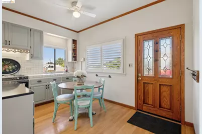 822 A St, Crockett, CA 94525 - Photo 12