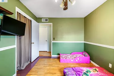 3495 Dakota Ave, Fresno, CA 93726 - Photo 18