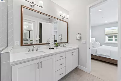 1045 Spiedini Ter, San Ramon, CA 94583 - Photo 32