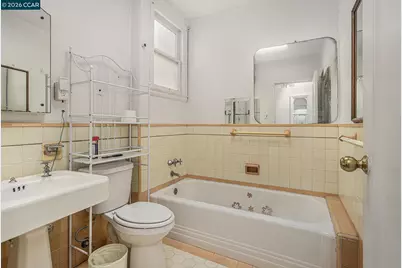 841 Ocean Ave, San Francisco, CA 94112 - Photo 20