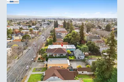 2050 Central Ave, Alameda, CA 94501 - Photo 12
