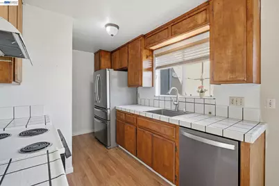 20139 Anita Ave, Castro Valley, CA 94546 - Photo 6