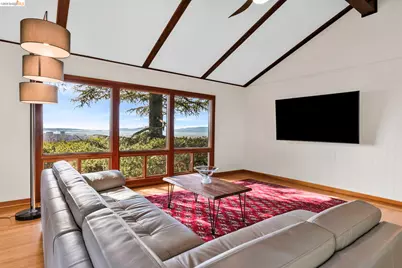 641 Alvarado Rd, Berkeley, CA 94705 - Photo 8