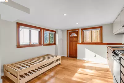 641 Alvarado Rd, Berkeley, CA 94705 - Photo 44