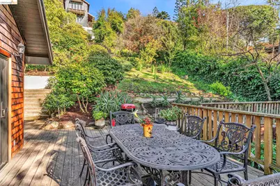 641 Alvarado Rd, Berkeley, CA 94705 - Photo 50
