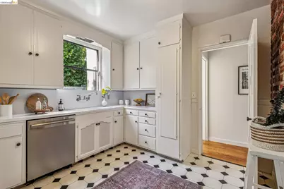 11 Parkside Dr, Piedmont, CA 94611 - Photo 14