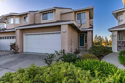 1025 Pinehurst Court, Concord, CA 94521 - Photo 2