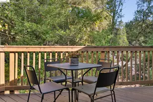 6785 Aitken Dr, Oakland, CA 94611 - Photo 14