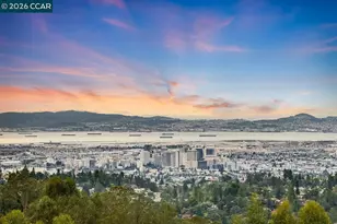 7075 Elverton Dr, Oakland, CA 94611 - Photo 56