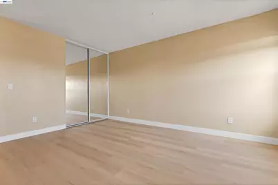 16166 Meadowmeer Ln, Fontana, CA 92336 - Photo 26