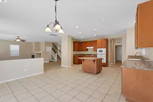 16166 Meadowmeer Ln, Fontana, CA 92336 - Photo 10