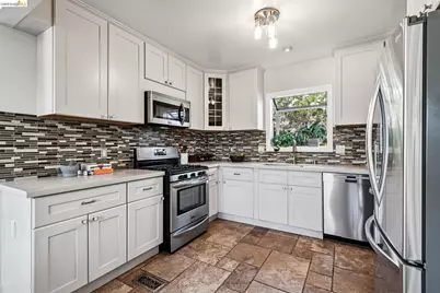 1230 Addison St, Berkeley, CA 94702 - Photo 10