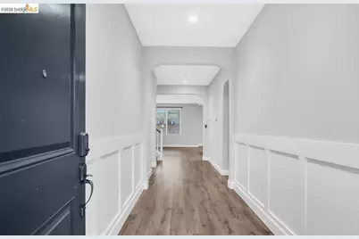 8461 Pinehollow Cir, Discovery Bay, CA 94505 - Photo 4