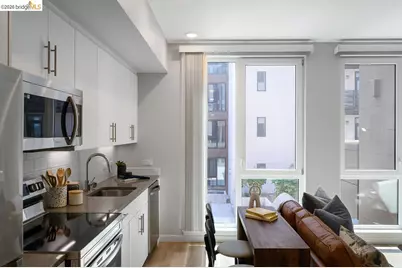 260 Brooklyn Basin Way #452, Oakland, CA 94606 - Photo 8