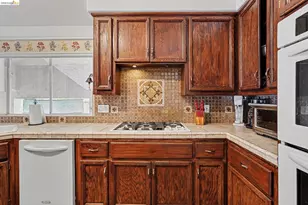925 Outrigger Cir, Brentwood, CA 94513 - Photo 16