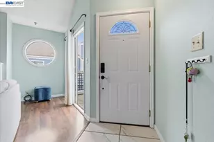 25525 Southwick Dr, Hayward, CA 94544 - Photo 8