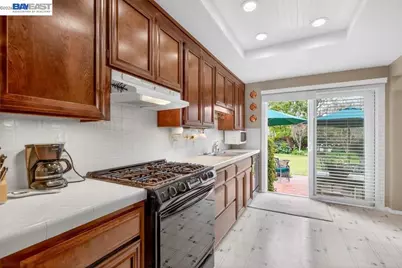 26589 Colette St, Hayward, CA 94544 - Photo 18