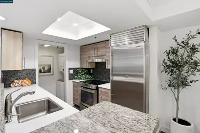 2560 Oak Rd #122, Walnut Creek, CA 94597 - Photo 10