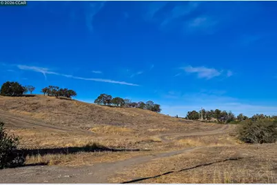 2126 Spring Lake Ct, Martinez, CA 94553 - Photo 34