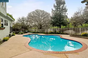 2126 Spring Lake Ct, Martinez, CA 94553 - Photo 24