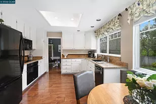 2126 Spring Lake Ct, Martinez, CA 94553 - Photo 8