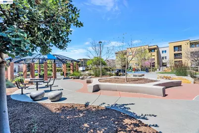 705 Cannery Pl, San Jose, CA 95112 - Photo 16