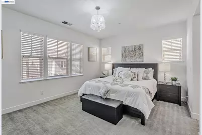 705 Cannery Pl, San Jose, CA 95112 - Photo 12