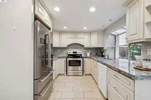 30 Sea Bridge, Alameda, CA 94502 - Photo 8