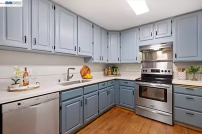 933 Shoreline Dr #203, Alameda, CA 94501 - Photo 6