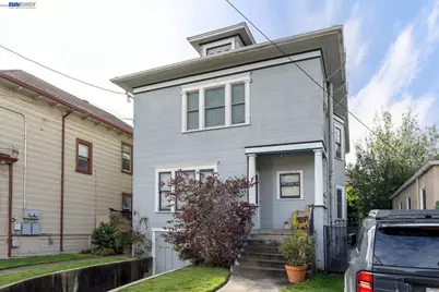 1527 8th St, Alameda, CA 94501 - Photo 2