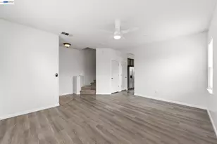 1405 Cat Tail Dr, Stockton, CA 95204 - Photo 6