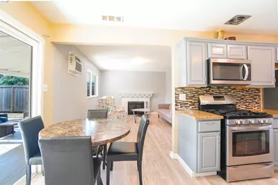 614 Chester Dr, Pittsburg, CA 94565 - Photo 4