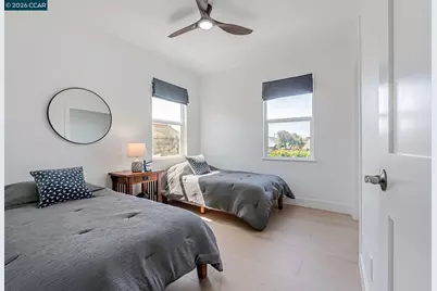 1727 9th St, Oakland, CA 94607 - Photo 24