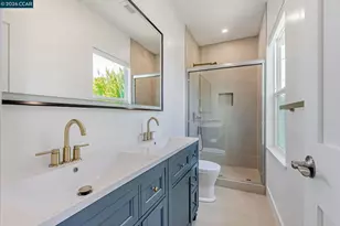 1727 9th St, Oakland, CA 94607 - Photo 26