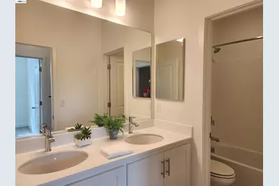 417 Mystic Ln, Pittsburg, CA 94565 - Photo 12