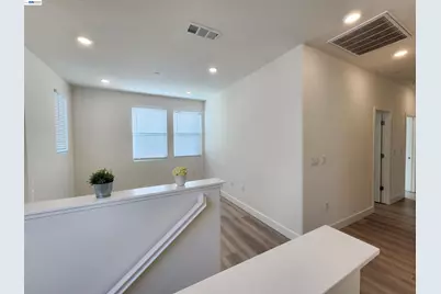 417 Mystic Ln, Pittsburg, CA 94565 - Photo 14