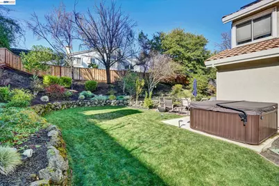 36 Savona Ct, Danville, CA 94526 - Photo 10