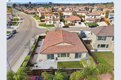 1718 Kyle Dayton Dr, Tracy, CA 95376 - Photo 42