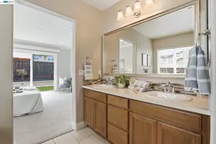 1718 Kyle Dayton Dr, Tracy, CA 95376 - Photo 26