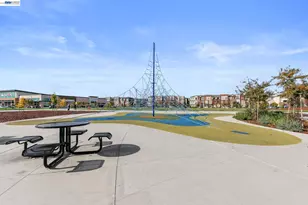 1038 Giacomo Ln, San Jose, CA 95131 - Photo 44