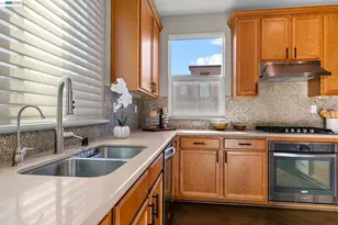 1038 Giacomo Ln, San Jose, CA 95131 - Photo 16