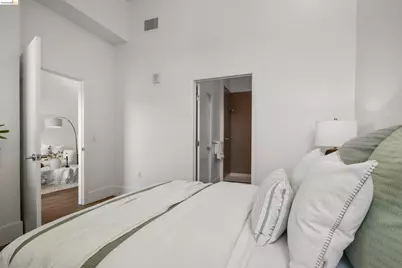 1545 32nd Street #309, Oakland, CA 94608 - Photo 16