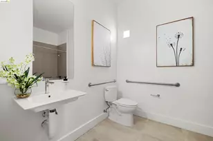 1545 32nd St, Oakland, CA 94608 - Photo 22