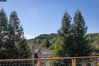 1020 Sanders Dr, Moraga, CA 94556 - Photo 32