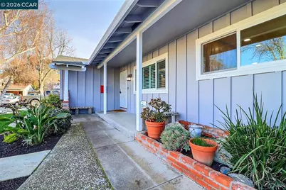 4658 Bishop Ct, Concord, CA 94521 - Photo 4