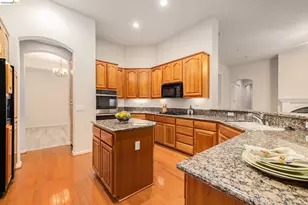 729 Richardson Dr, Brentwood, CA 94513 - Photo 16