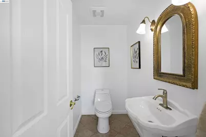 3499 La Mesa Dr, Hayward, CA 94542 - Photo 38